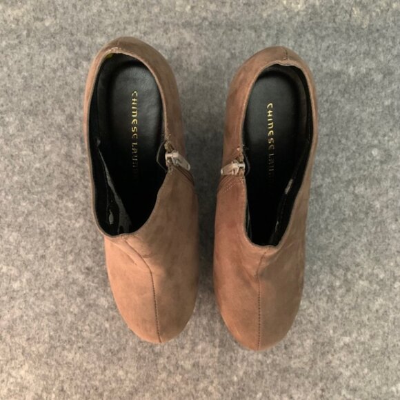 Chinese Laundry Hot Desert Women’s Wedge Side Zip Heel Booties - Picture 8 of 12